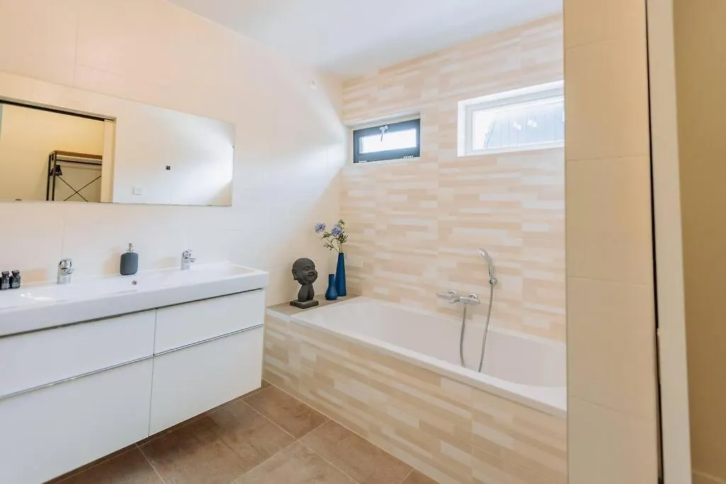 Brand New Luxurious 6 Bedroom Villa In Amsterdam